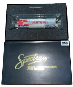 Bachmann Spectrum Item No. 83503 Santa Fe #808 HO Diesel Locomotive - Picture 1 of 4