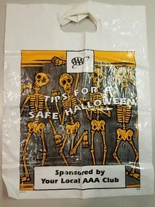 Vintage AAA Halloween Trick Or Treat Carry Bag Tips for a Safe Halloween - Picture 1 of 17