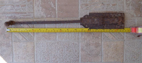 OLD ANTIQUE   RUSTY  IRON DOOR GATE LATCH SLIDE BOLT LOCK SHUTTER Cover