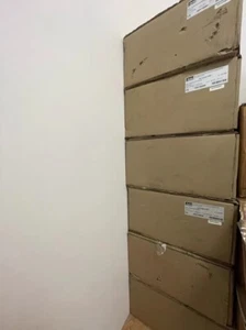 1PC NEW Parker C3S0636V2F11 I20 T11 M00 New Factory Sealed Fast Ship - Picture 1 of 1