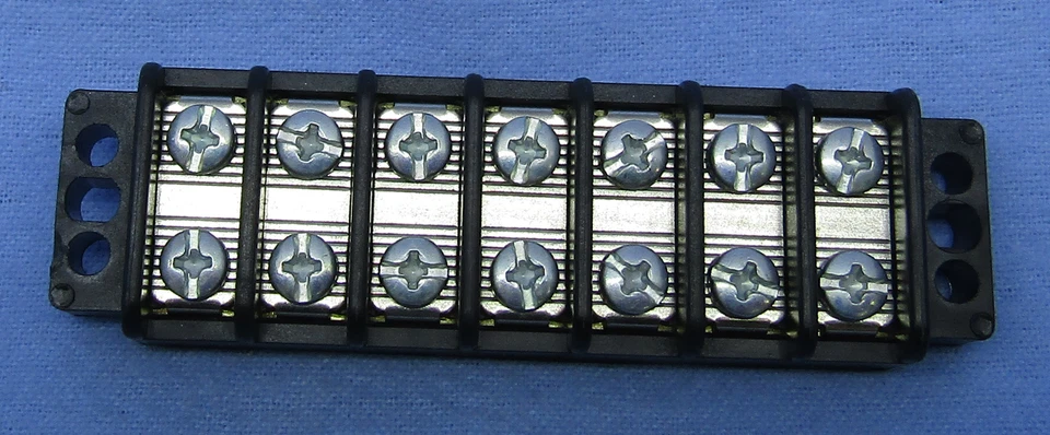 Philmore 13-1507 7 Position Dual Row Terminal Block Barrier Strip ~ 30A @ 300V - Image 1 of 1