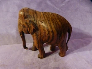 24470. Elefant aus Holz 8 cm - Bild 1 von 3
