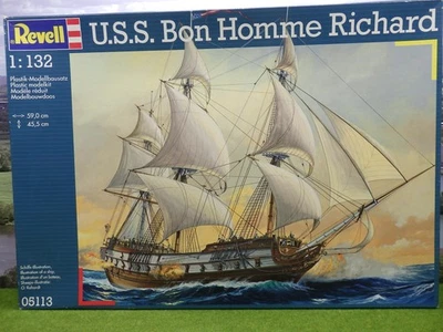Revell 05113 1:132 Bausatz U.S.S. Bon Homme Richard in OVP (VU) D2177 - Bild 1 von 4
