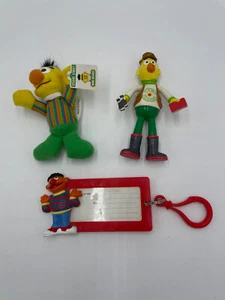 Lot 3 Vintage Bendable Camp Sesame Bert Kelloggs Figure and Ernie Luggage Tag - Picture 1 of 6