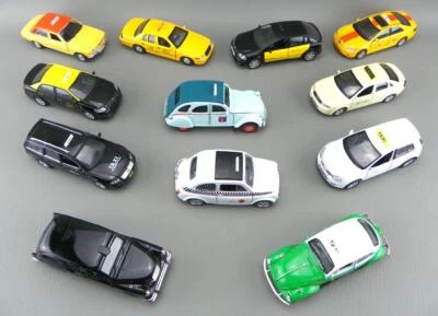 Welly Diecast Escala 1:36-1:39 Diecast Taxi Cabina Británica Opel Astra Librea Coche Lote Foto 1 de 4
