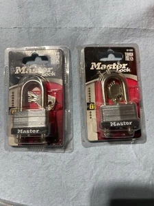 SET BESTEHEND AUS 2 MasterLock 510D Vorhängeschlössern mit 2 Schlüsseln EA 5/8 bis 2" verstellbarer Schaft NEU NEU IN VERPACKUNG - Bild 1 von 5