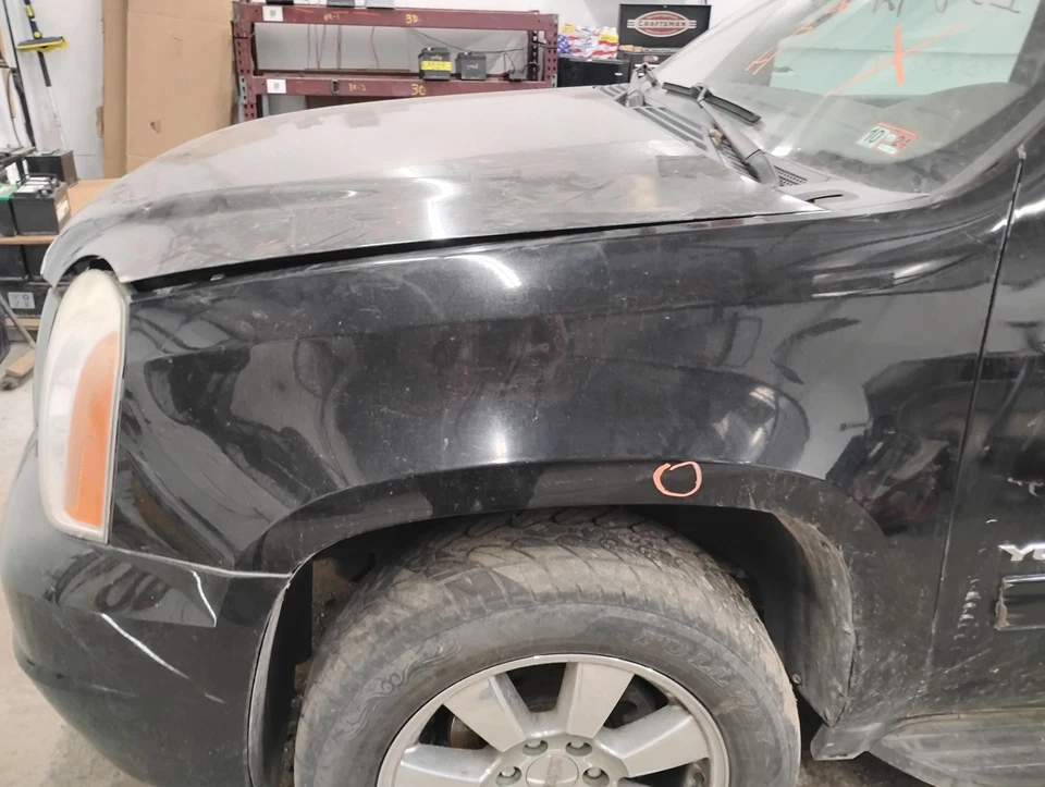 (LOCAL PICKUP ONLY) 07 08 09 10 11 12 13 14 GMC YUKON XL 1500 Fender Left - Image 1 of 1