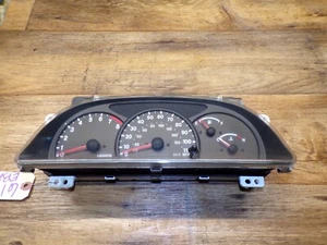 2001-2004 CHEVY GEO TRACKER *204K MILES* SPEEDOMETER INSTRUMENT CLUSTER GAUGE - Picture 1 of 9