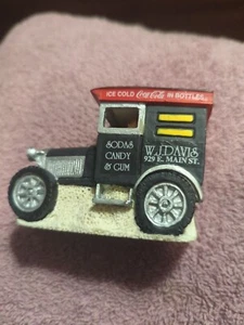 COCA COLA TOWN SQUARE ACCESSORY - W.J. DAVIS DELIVERY TRUC  ITEM #64328  -1994   - Picture 1 of 6