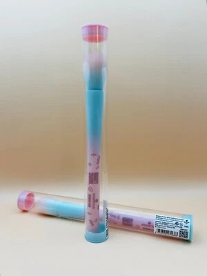 essence Harley Quinn highlighter brush pinsel,  1 Stück , Vegan,  NEU - Bild 1 von 2