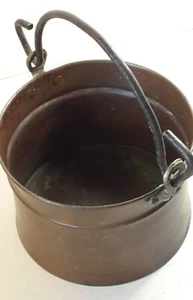 PORTAVASO IN RAME-VINTAGE-PAIOLO-CASSERUOLA-TEGAME-PENTOLA-FIORIERA-PORTAFRUTTA* - Foto 1 di 11