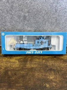Vintage Life Like HO Scale Santa Fe Maintenance Search Light Train Car Hong Kong - Picture 1 of 8