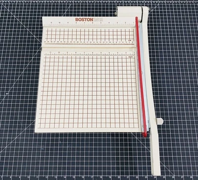 Cortadora de papel vintage Boston 2612 de metal y madera de alta resistencia 12" hecha en EE. UU. Foto 1 de 4