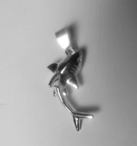 Elegante colgante de plata - tiburón - plata de ley 925 - nuevo - Imagen 1 de 4