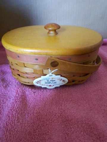 Longaberger  "To Mom" Basket With Lid, Plastic Liner, Tie On 1999 Cover
