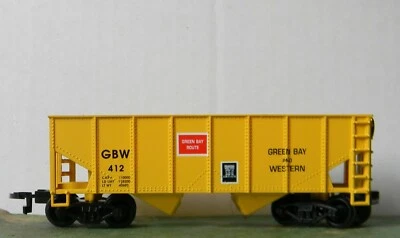 Life-Like 8-Panel 2 Bay Hopper Car ~ Green Bay & Western ~ Rd# GBW 412 - HO - Image 1 of 4