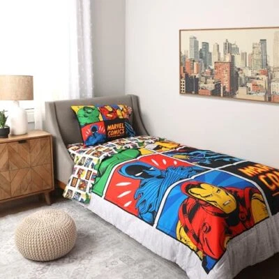 Marvel Comics Bedding Sheet Set 4 pcs Multicolor Twin Bed in Bag Set for Kids - Image 1 of 4