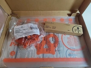Pampered Chef Brezelherstellung Set Kit mit Matte & Form & Teigzange Neu im Karton - Bild 1 von 8
