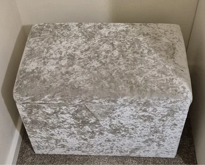 Ottoman Storage Box Valvet Crushed With Hinges  60cm×40cmx40cm - Image 1 of 4