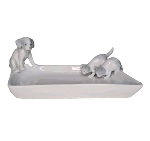Hund & Katzen Pfeffer Porzellan Gotha 1850 - 1930 Tablett Schale weiß blau Vintage antik - Bild 1 von 21