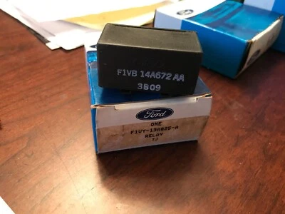 Lincoln Mark VIII 1993 relé atenuador de faros F1Uy-13A025-A Foto 1 de 2