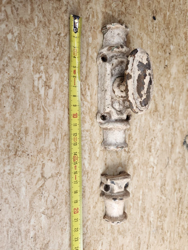 Anciens guides de crémone ,fenetre poignée - Photo 1/1