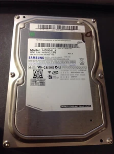 Disco duro interno de escritorio Samsung Spinpoint 500 GB SATA (HD501LJ) - Imagen 1 de 2
