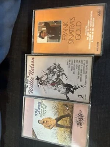 Classic Cassettes TOM JONES ,THE BEST OF WILLIE NELSON ,FRANK SINATRA GOLD - Picture 1 of 3