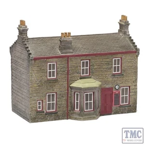 44-0155 Scenecraft OO Gauge North Eastern Railway Station - Picture 1 of 1