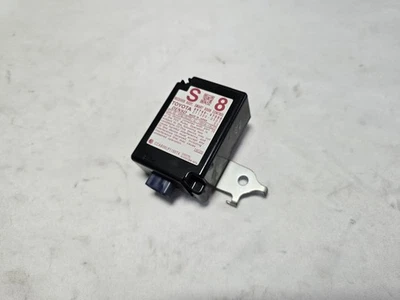 2012 - 2015 Toyota Prius V Door Receiver Control Module (OEM) 89740-47080 - Image 1 of 3