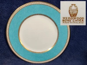 WEDGWOOD Bone China ULANDER Powder TURQUOISE Dinner 10-5/8" Plate - Picture 1 of 5