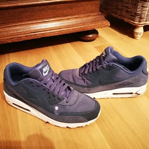 Nike Air Max 1 Sneaker | Dunkelblau Weiß | EU 44,5 | Used - Bild 1 von 11