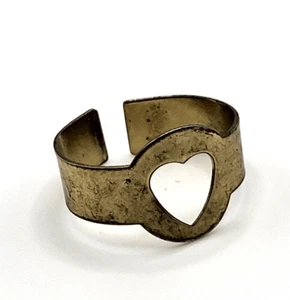 Anillo agujero corazón latón envejecido usado talla 7,25 - Imagen 1 de 2