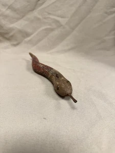 SEÑUELO SERPIENTE PESCA HIELO MADERA POLICROMADA ARTE POPULAR VINTAGE - Imagen 1 de 5