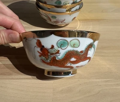 Antiguo P.C.T. Tazón de arroz japonés de porcelana pintado a mano dragón y fénix Foto 1 de 4