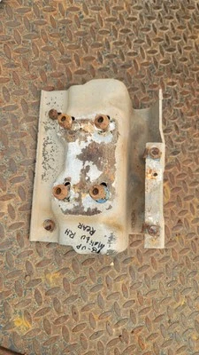 Chevrolet Malibu 1978 79 80 81 82 83 cupé sedán parachoques trasero derecho placa de montaje Foto 1 de 3