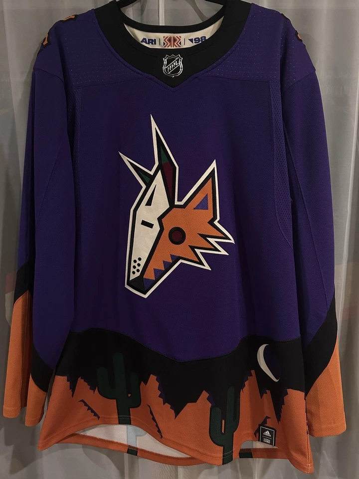 Camiseta retro inversa Arizona Coyotes 2022 para hombre talla 46 Foto 1 de 4