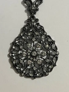 Collar Colgante Filigrana Cristal Tono Negro y Plata Estilo Vintage 12" Gota - Imagen 1 de 5