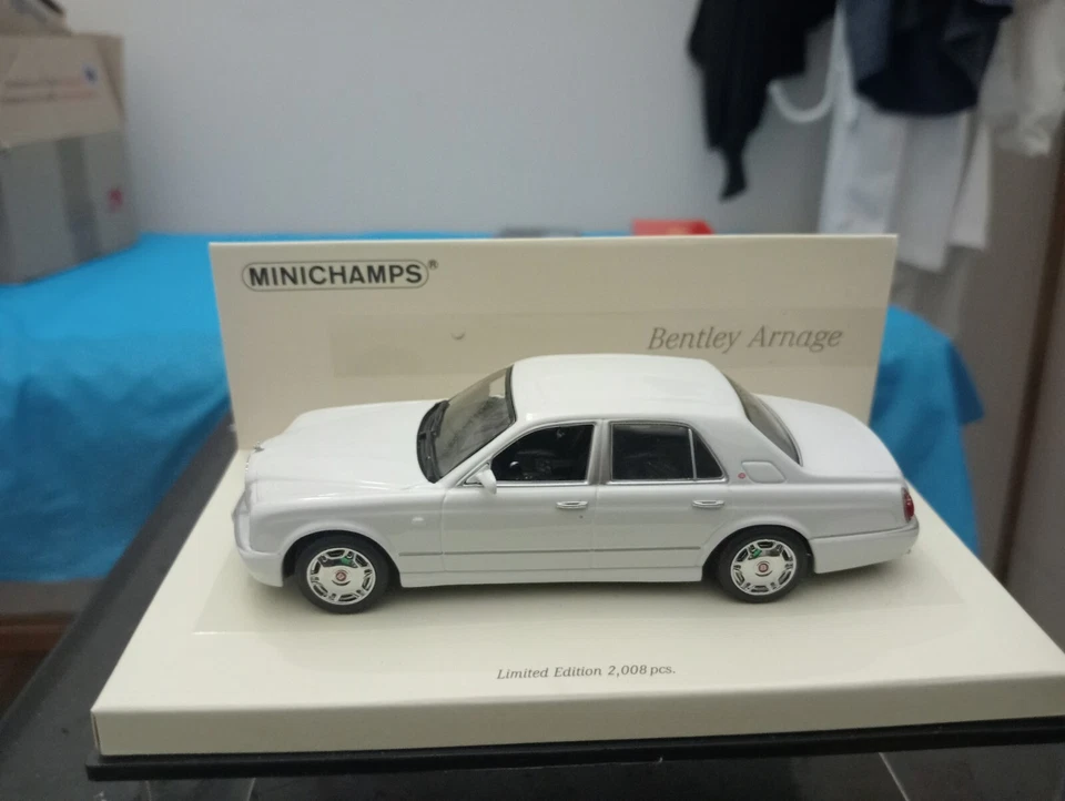 Bentley Arnage 1/43 Minichamps - Immagine 1 di 4
