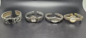 Lote de 4 pulseras de metal vintage para mujer - Imagen 1 de 2