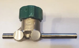 Nupro (Swagelok) Bulk Gas Diaphragm Sealed Valve - 1/2" Tube - 6L-ELD8-WWX-P - Picture 1 of 4