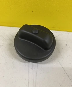 2007-2018 MERCEDES SPRINTER / CRAFTER PETROL / DIESEL FUEL CAP - Picture 1 of 24