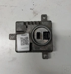 unité de commande des phares xénon VOLKSWAGEN CADDY KOMBI 2.0 TDI 4M.DSG f32a97 - Picture 1 of 3