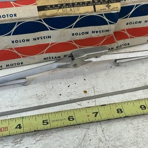 New OEM Genuine NISSAN 26360B3000 Datsun 240Z 260Z 280Z Wiper Blade S30Z S31Z - Picture 1 of 12