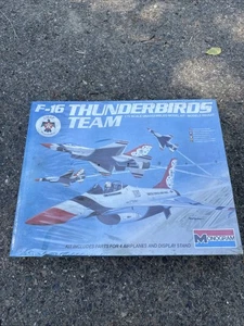 Monogram F-16 Thunderbirds Team Kit 5504 - Picture 1 of 6
