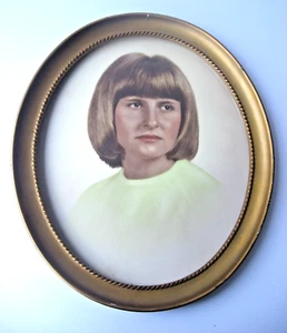 Vintage~MCM Gold~Oval Picture Frame~Fits 10"x12"~Glass~Hanger~Ornate Inner Edge - Picture 1 of 9