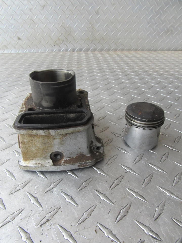 Honda ST90 ST 90 1973 73 Trailsport motor cilindro jarra y pistón Foto 1 de 4
