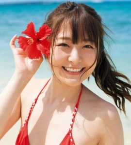 Hikari Aozora Photo Book: Egao Hikaru - Gravure Idol (Re-edited Paperback) - Picture 1 of 3