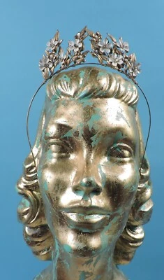 CORONA DE BODA FLORAL Y HOJA DE METAL NUPCIAL HECHA A MEDIDA PARA VESTIDO DE NOVIA Foto 1 de 4