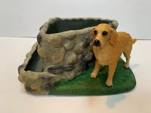 ONLY 1 LEFT - New 7" Triangle Planter Golden Retriever Figurine MFG DISCONTINUED - Picture 1 of 4